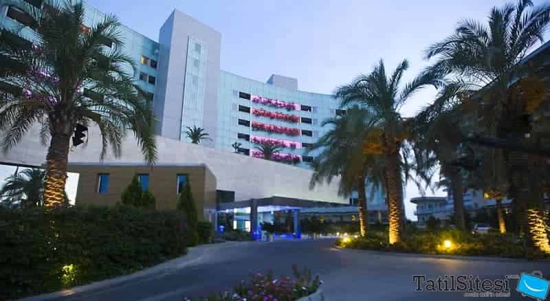 Kervansaray Kundu Beach Hotel